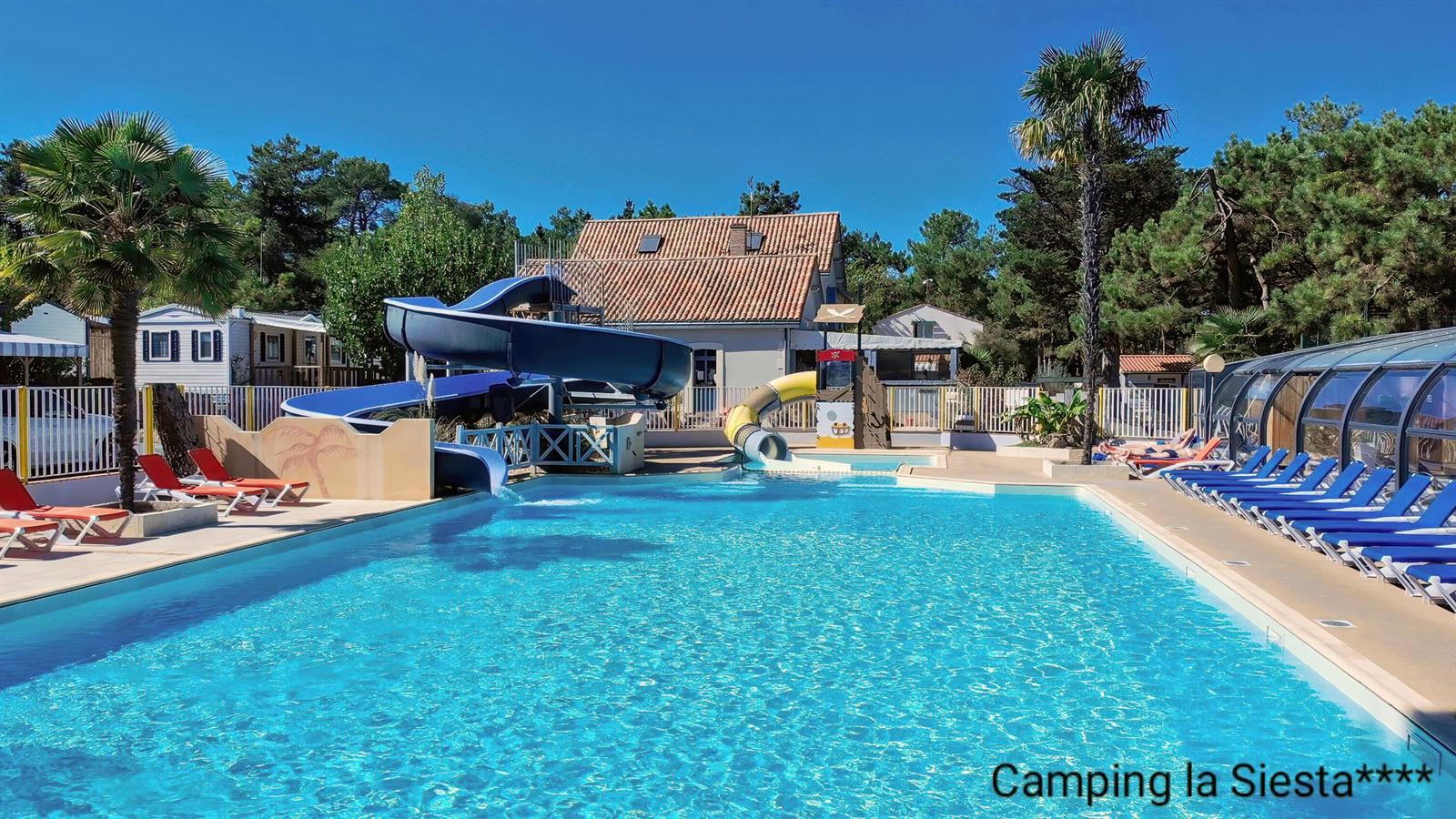 Camping con piscina y tobogán en La Faute Sur Mer - Camping La Siesta | La Faute sur Mer